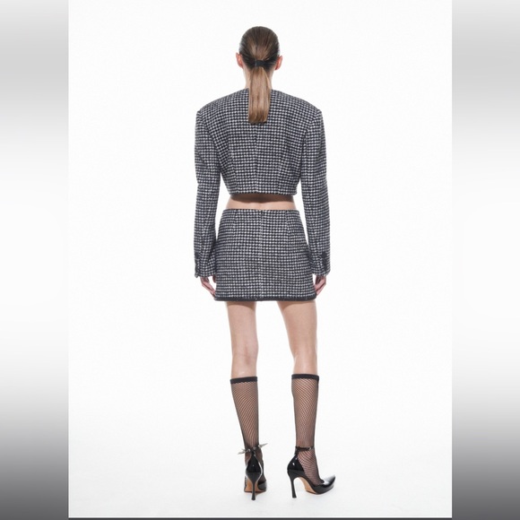 HOUNDSTOOTH CROPPED BLAZER and SKIRT - Picture 5 of 16